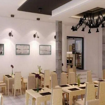 Tsarevets Отель 2*