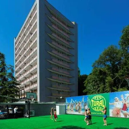 Tsarevets Золотые Пески