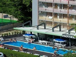 Отель Tsarevets 2*