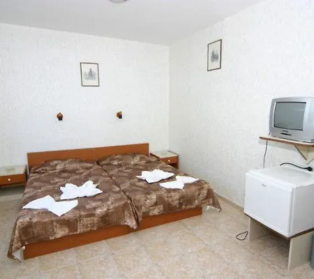 Tsarevets Отель